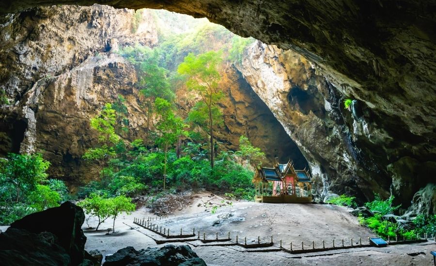 La grotte de Phraya Nakhon